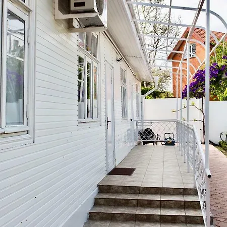 Lyapidevskiy Guest house